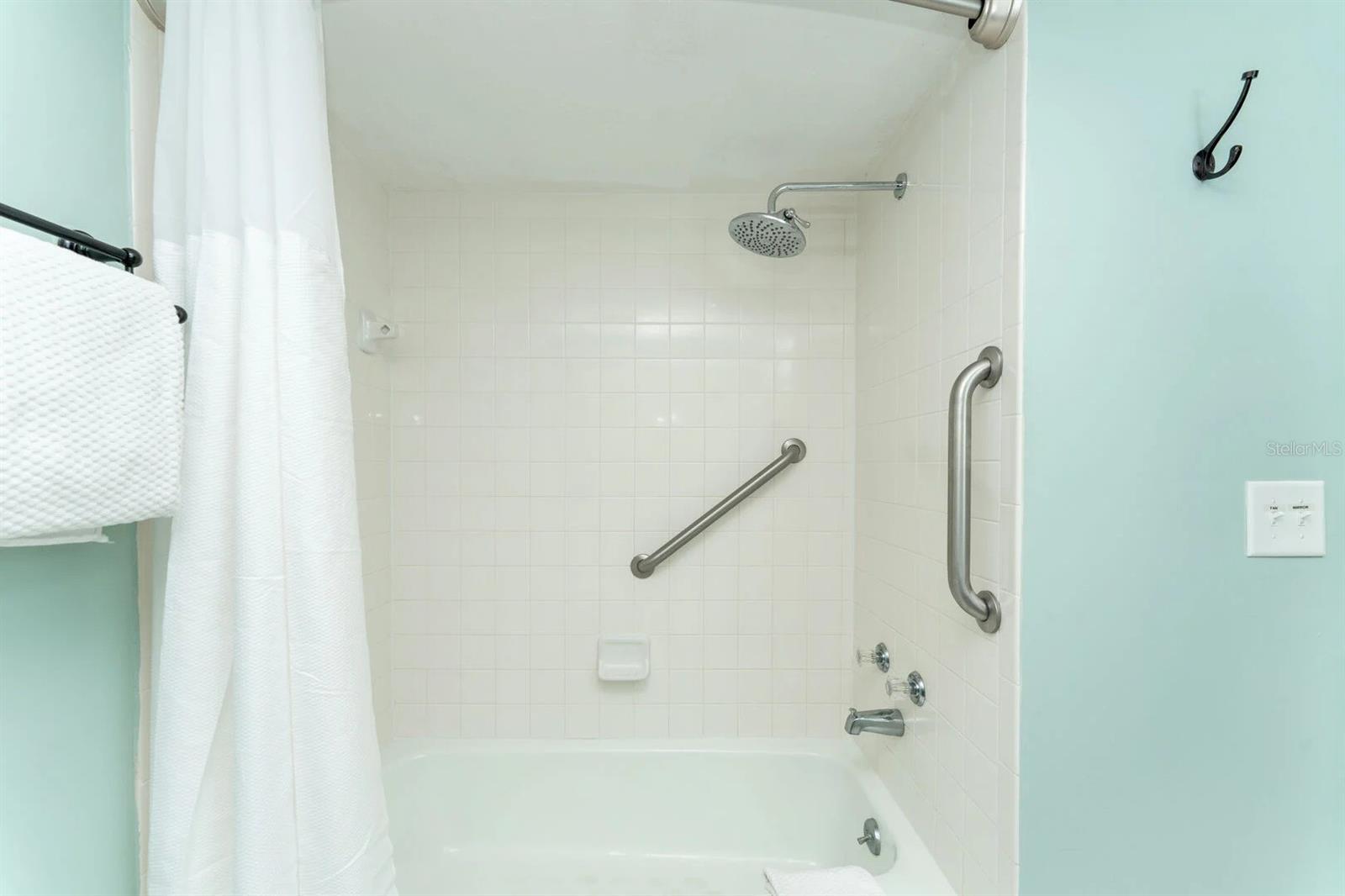 1513 Ocean Shore Blvd #8a Property Photo 20