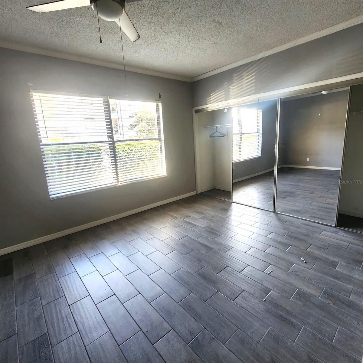 2040 San Marcos Dr Se #105 Property Photo 8