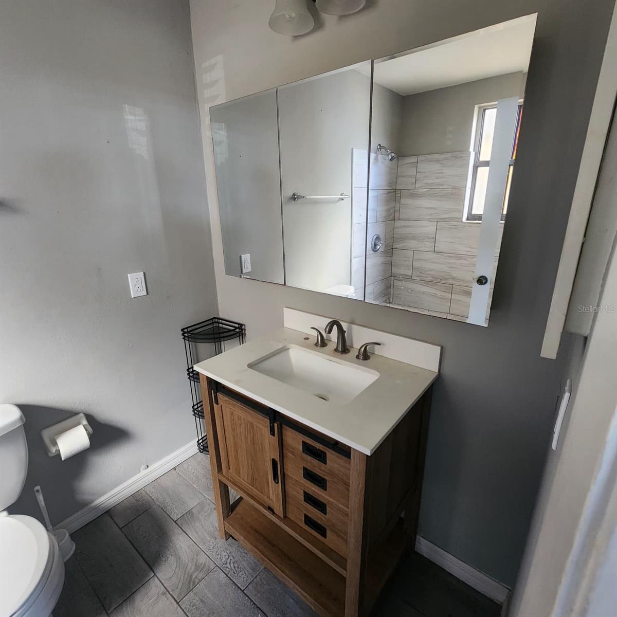 2040 San Marcos Dr Se #105 Property Photo 10