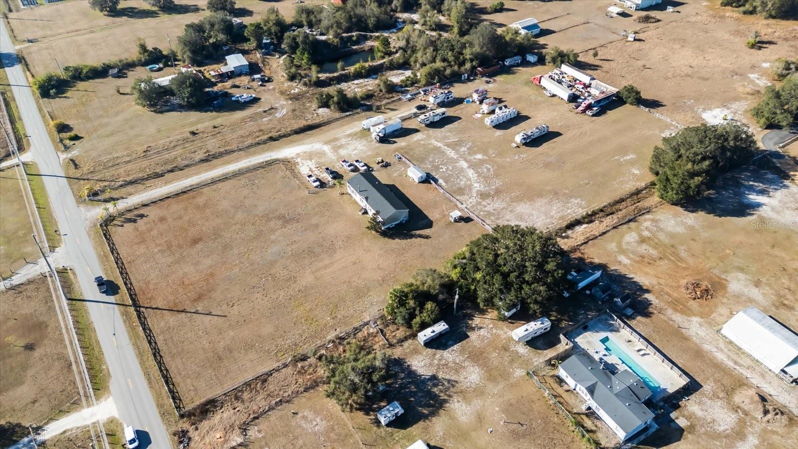 2470 Absher Rd Property Photo 3