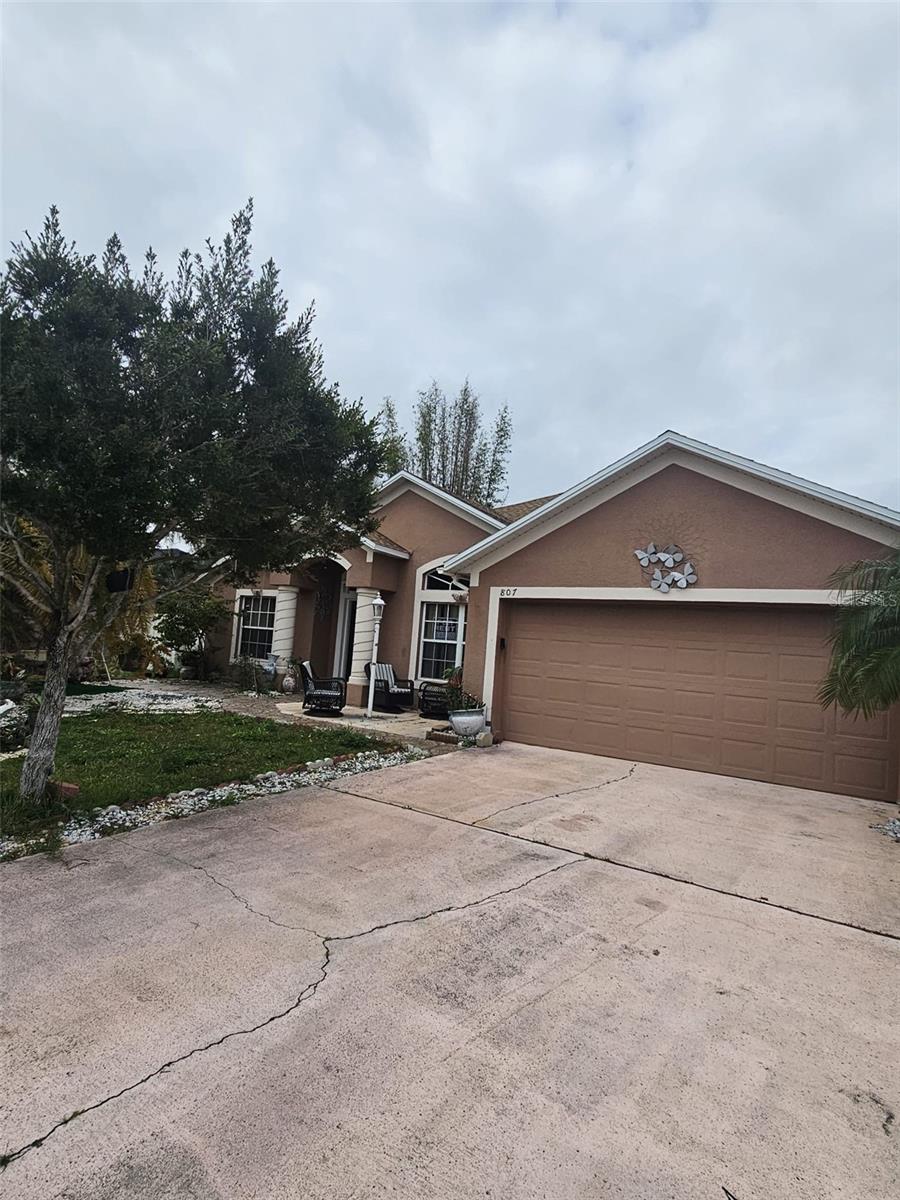 807 MASSY CT Property Photo 1
