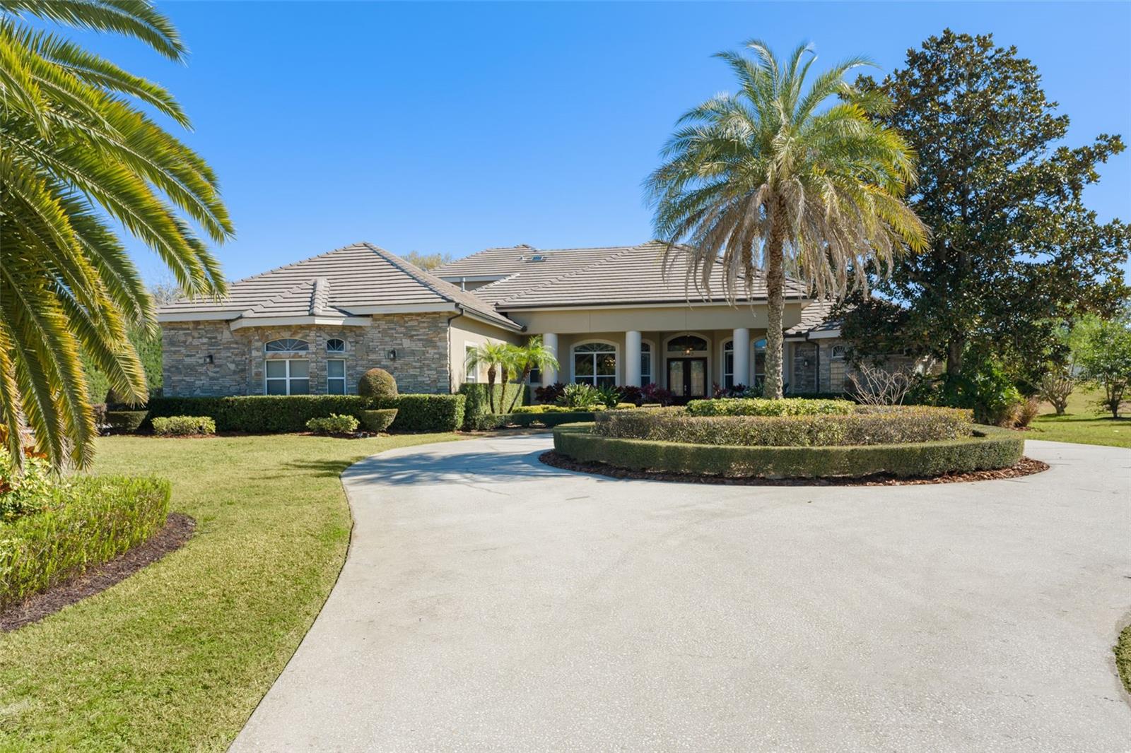 3013 SEIGNEURY DR