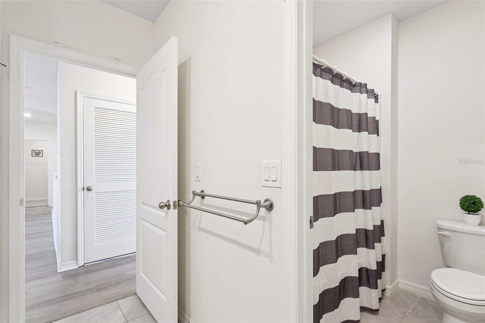 5974 Churchill Square Way Property Photo 31