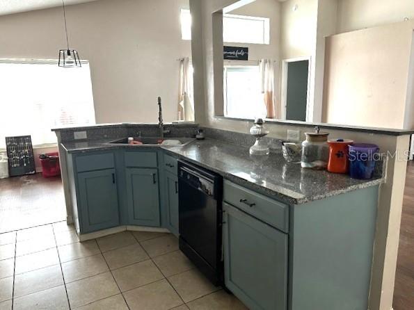 954 Durango Loop St Property Photo 2