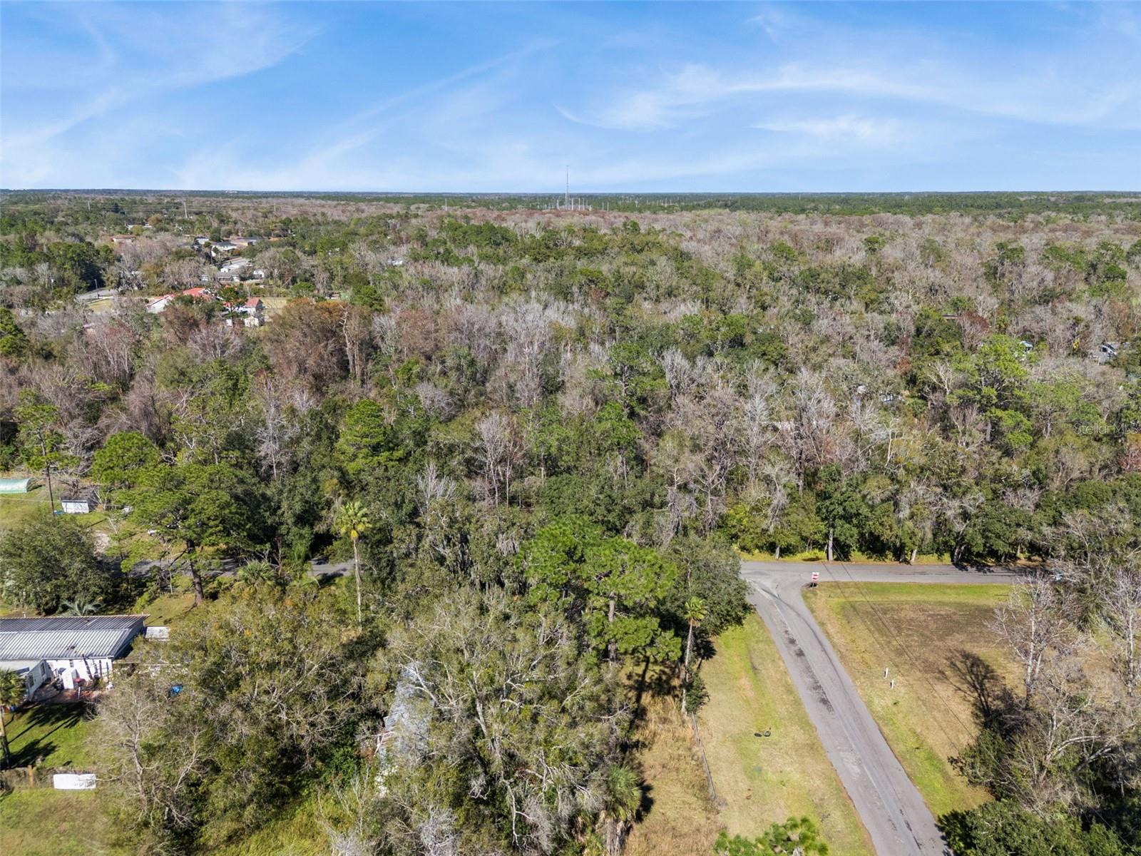 1002 Buist St Property Photo 3