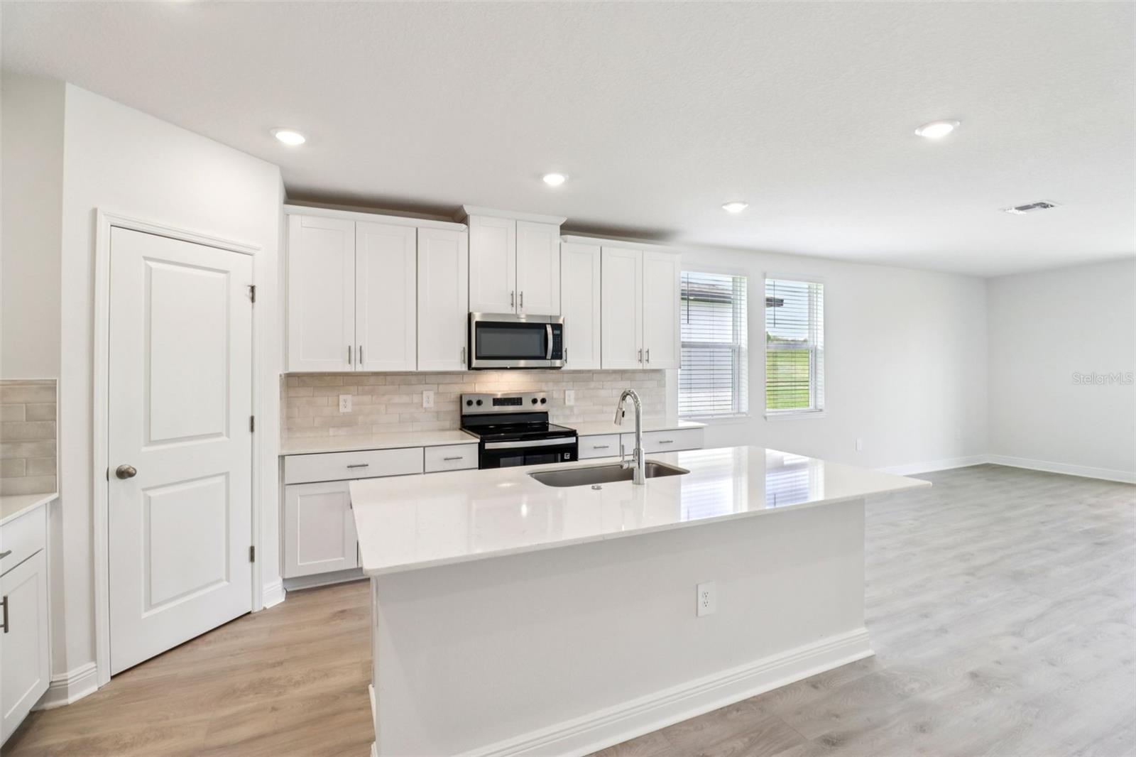 787 Sunshower Property Photo 13