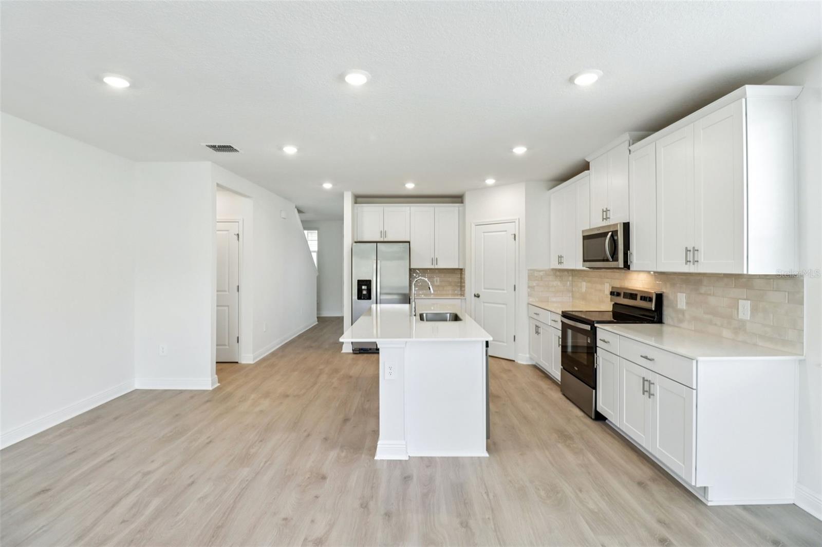 787 Sunshower Property Photo 15