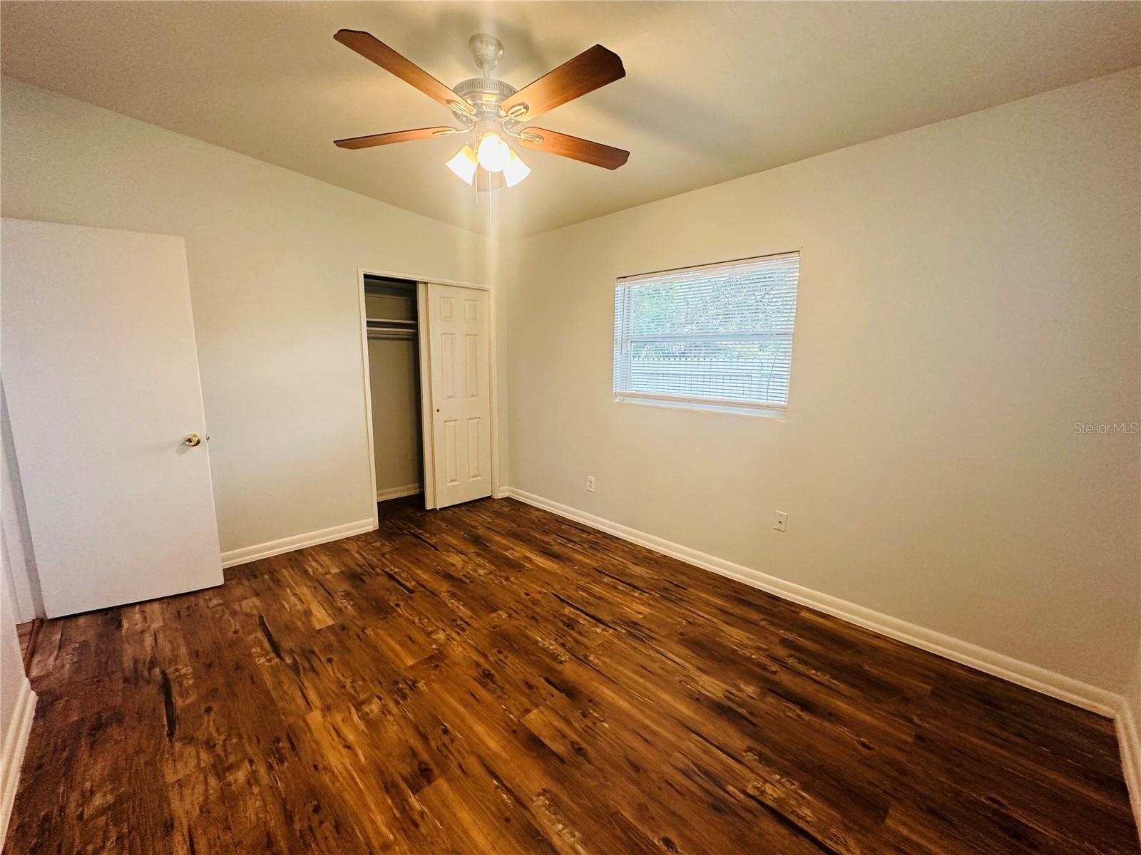 6033 Balboa Dr Property Photo 11