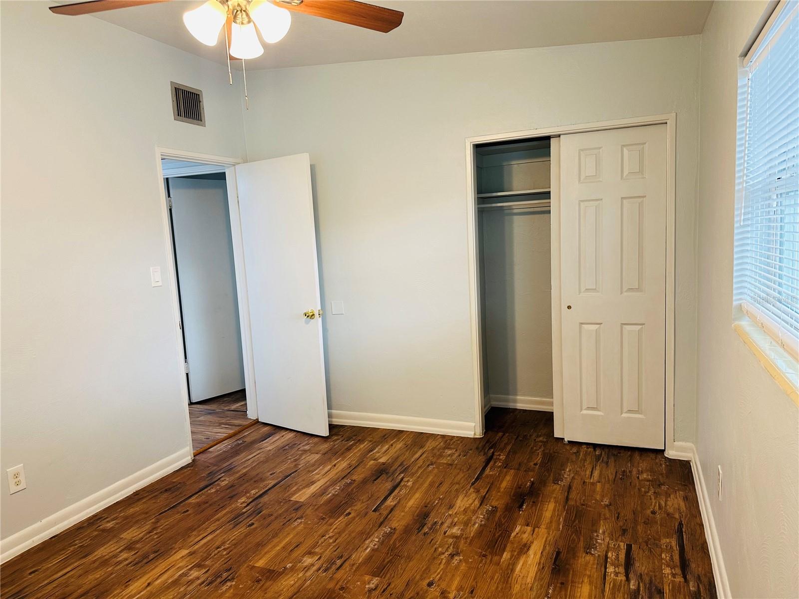 6033 Balboa Dr Property Photo 13