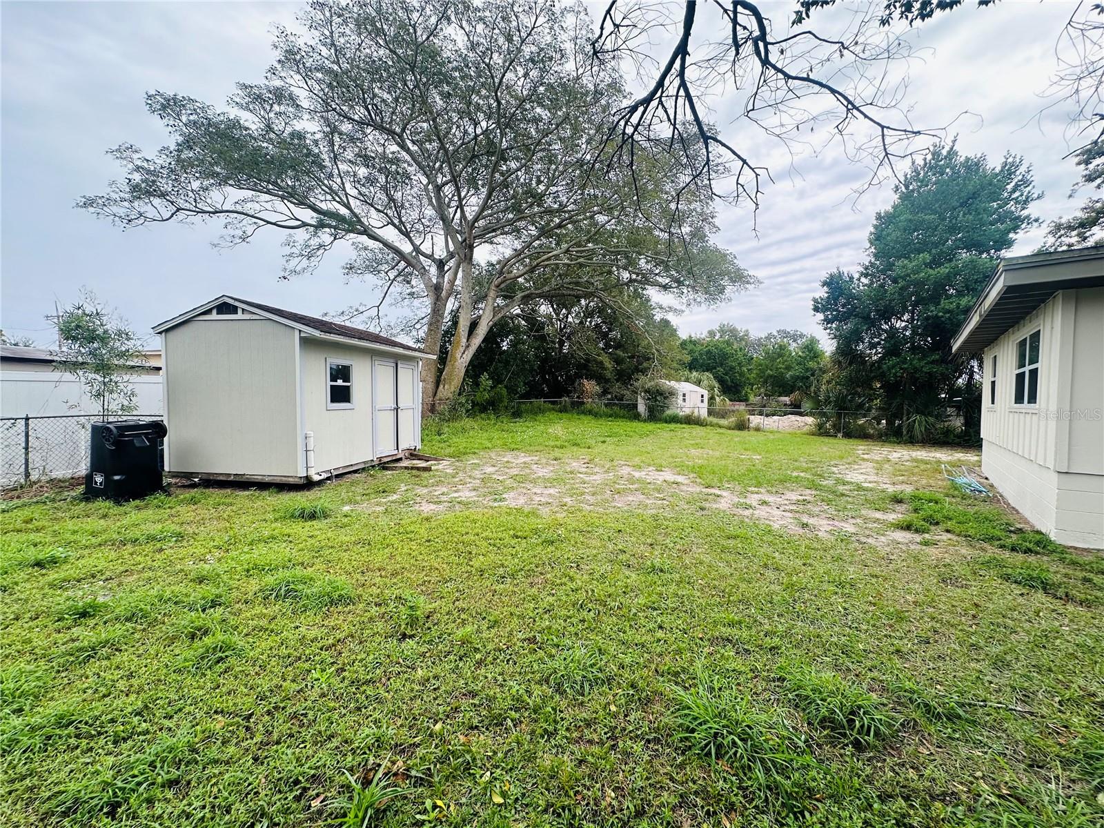 6033 Balboa Dr Property Photo 22