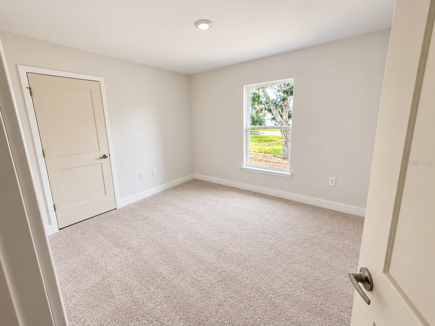 280 Hyacinth Ct Property Photo 7