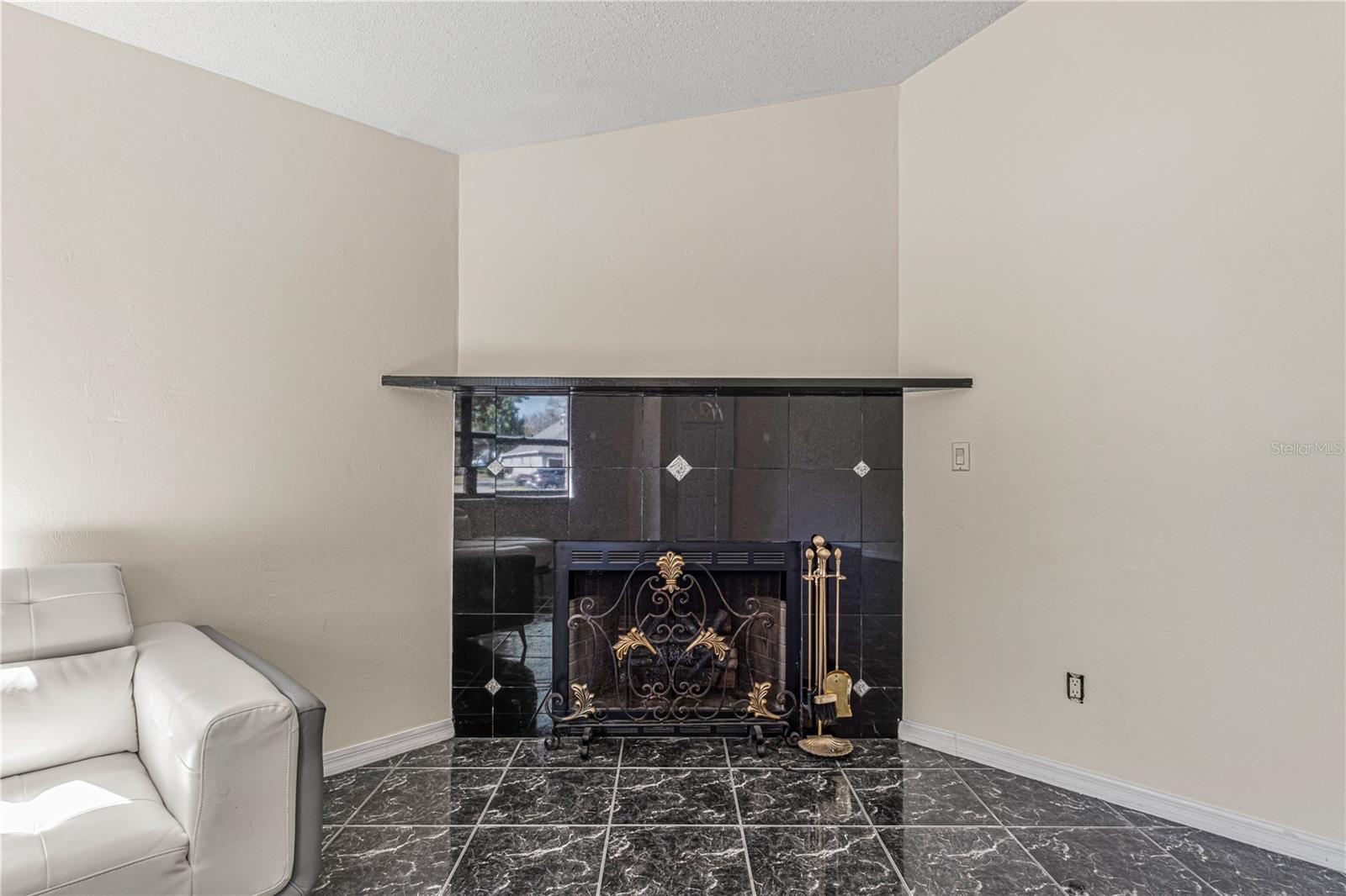 152 Loon Ct Property Photo 6