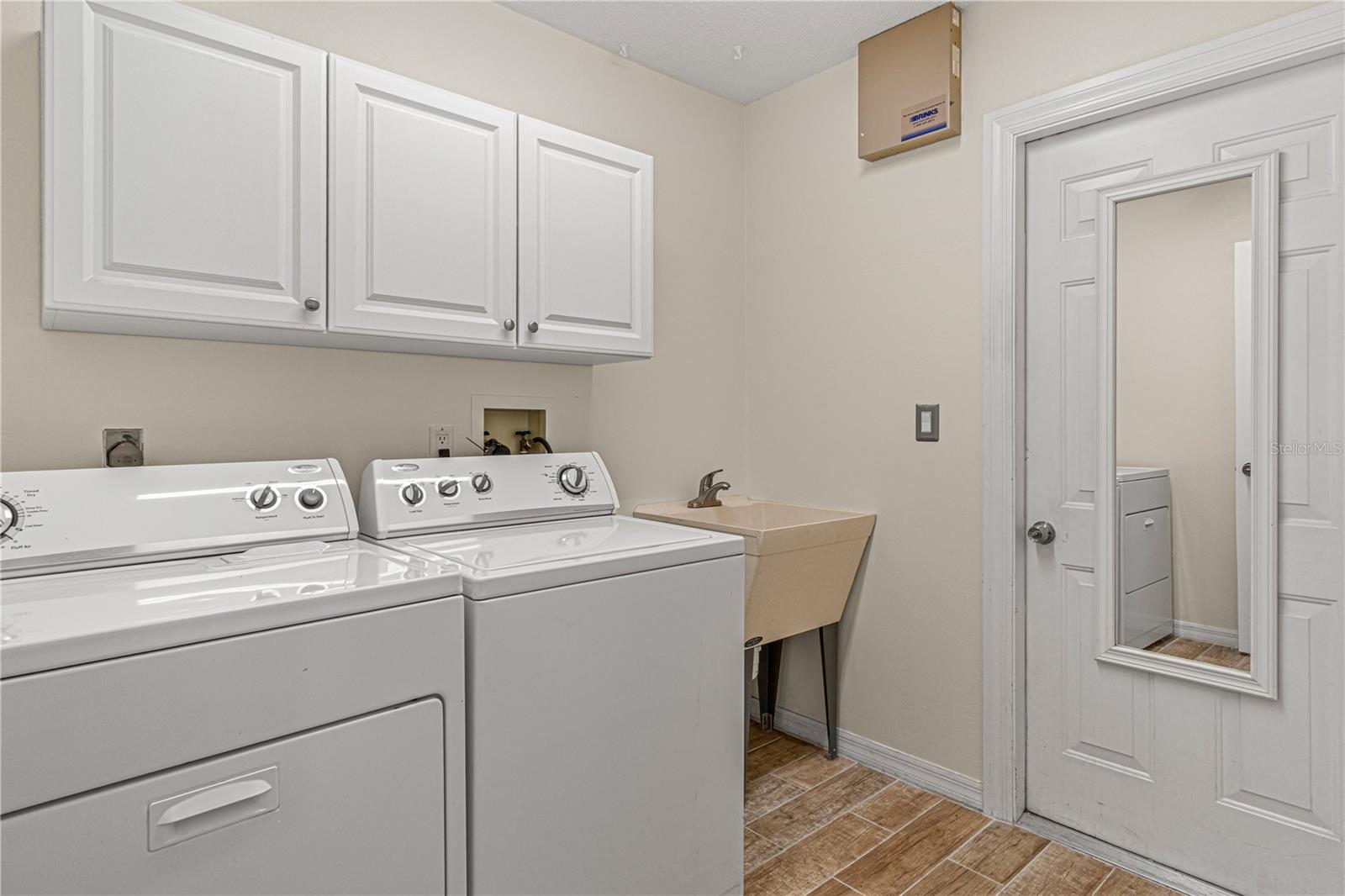 152 Loon Ct Property Photo 20