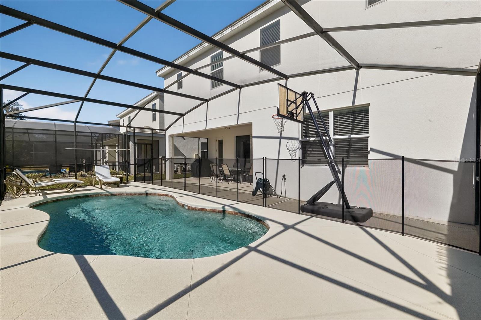 4577 Cabello Loop Property Photo 5