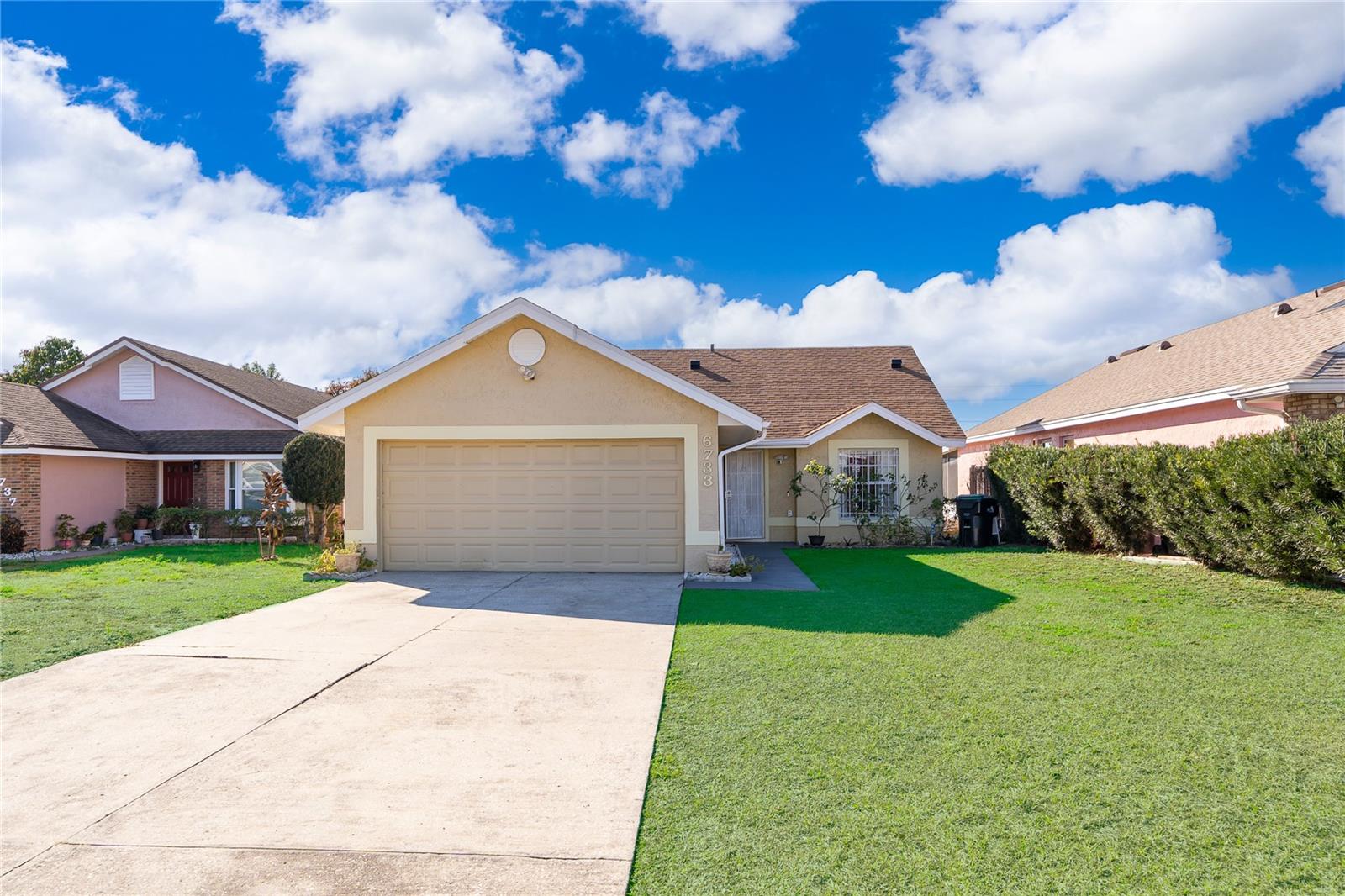6733 MERITMOOR CIR Property Photo 1