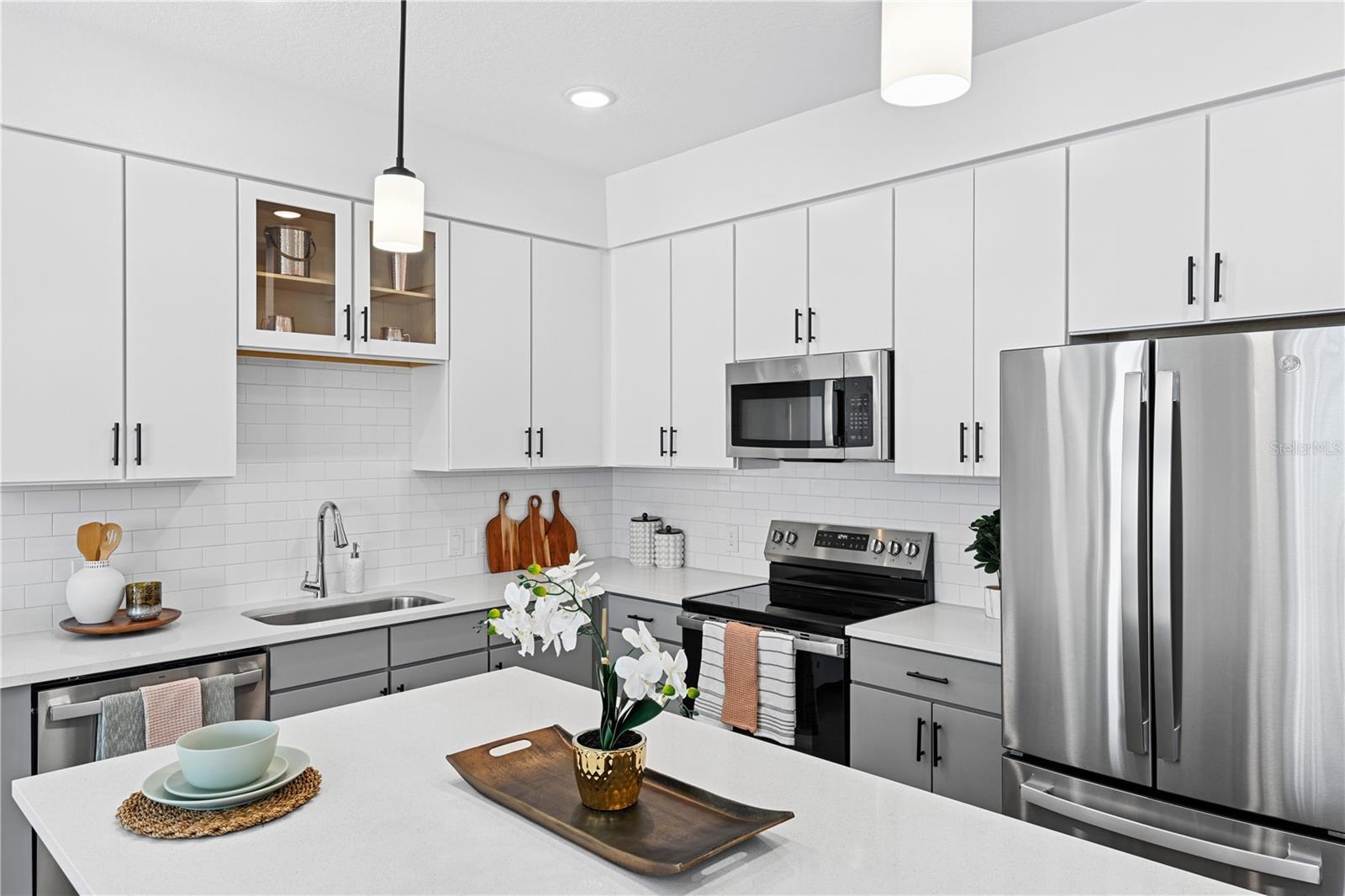 1898 Zac St #dawn Property Photo 3