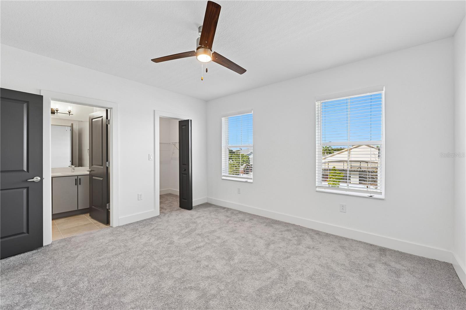 1898 Zac St #dawn Property Photo 8