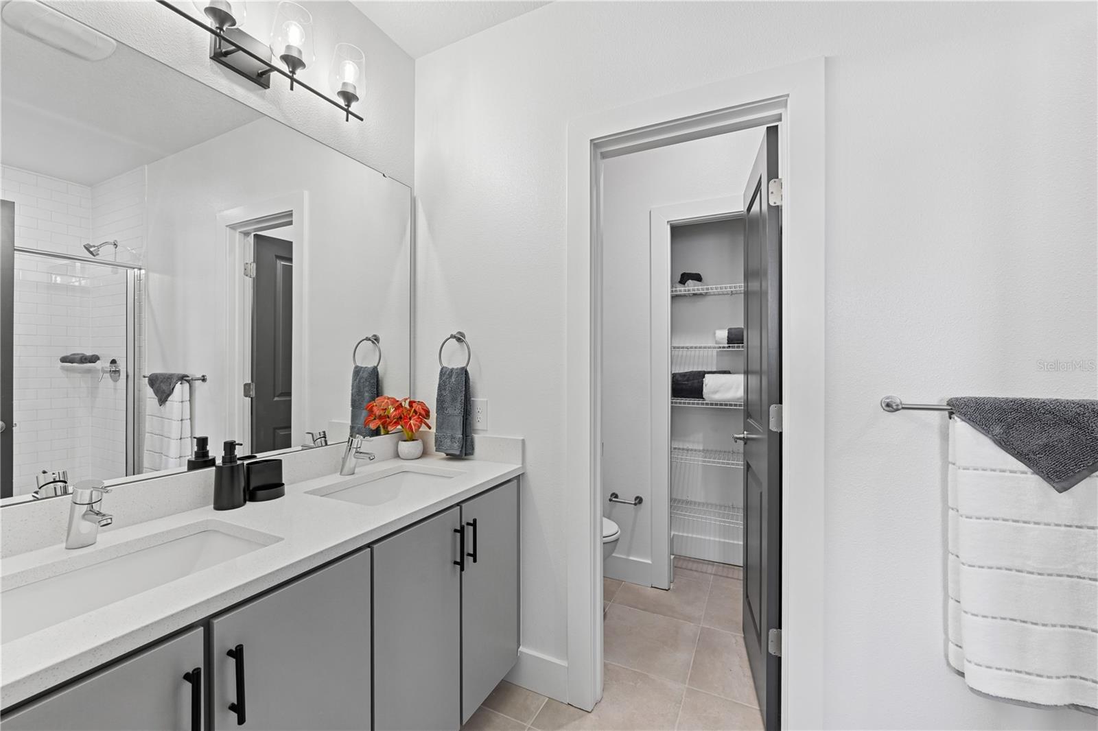 1898 Zac St #dawn Property Photo 11