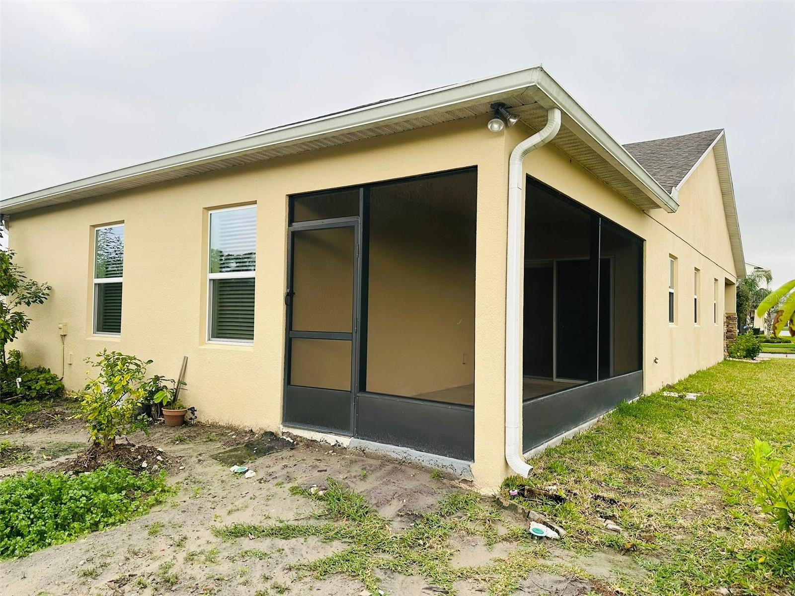 2221 Canyon Breeze Ave Property Photo 12