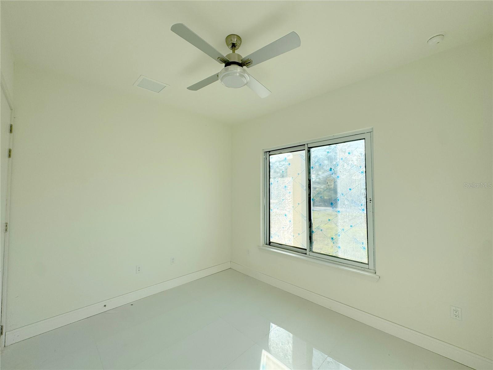 23372 Rosewood Ave Property Photo 10