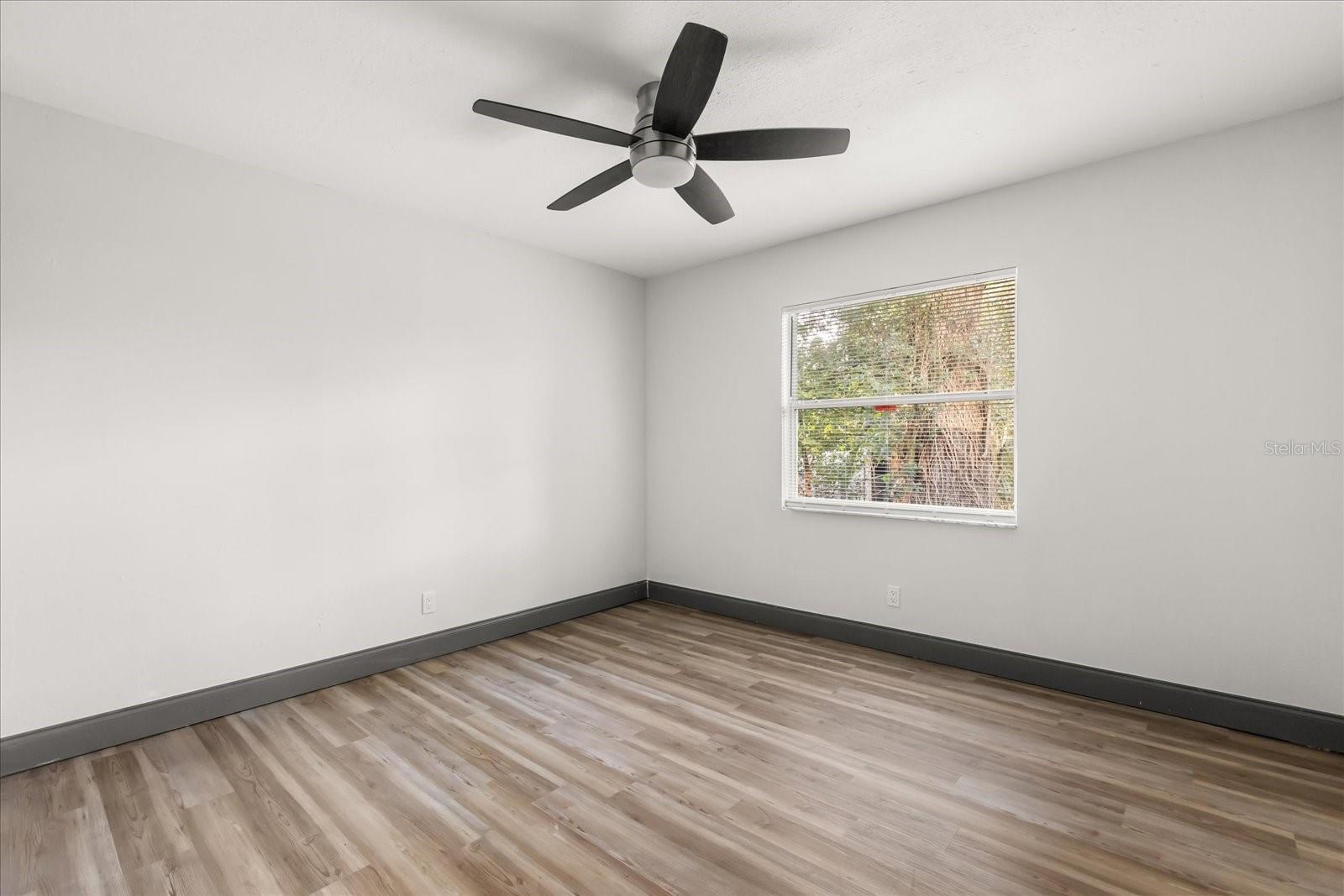 2507 Newberry St Property Photo 13