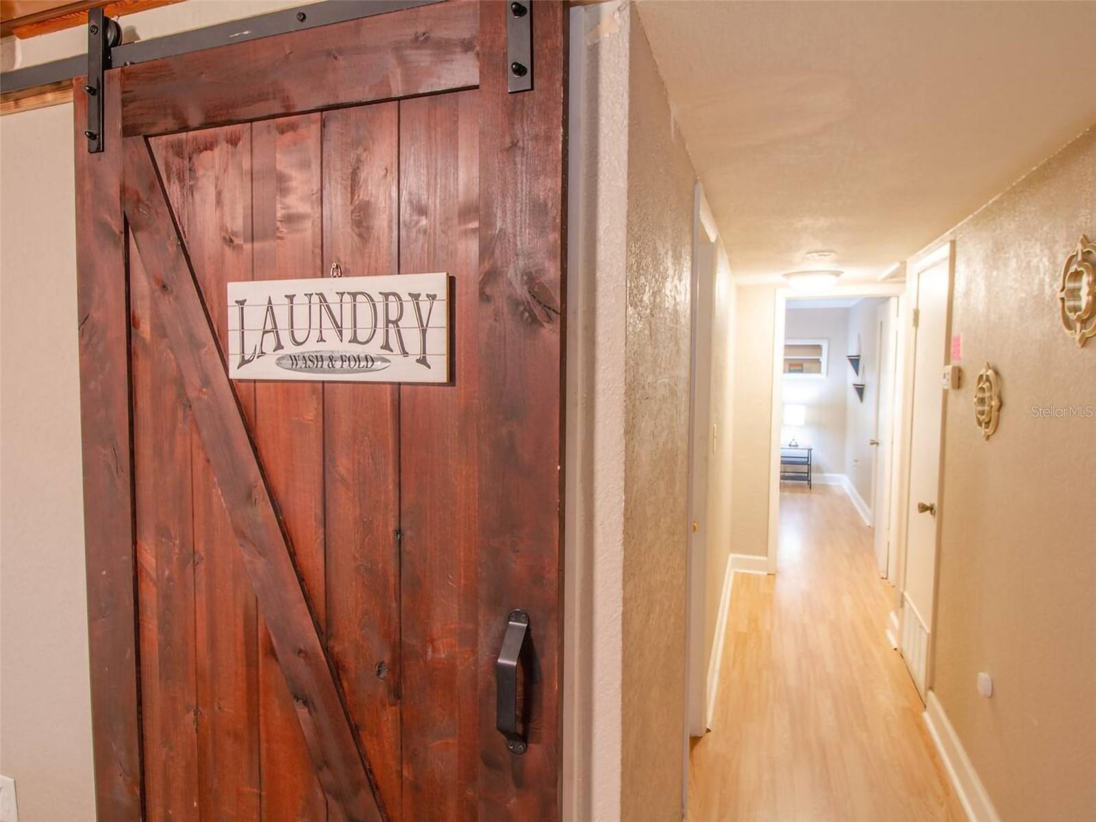1245 Catalpa Ln Property Photo 23