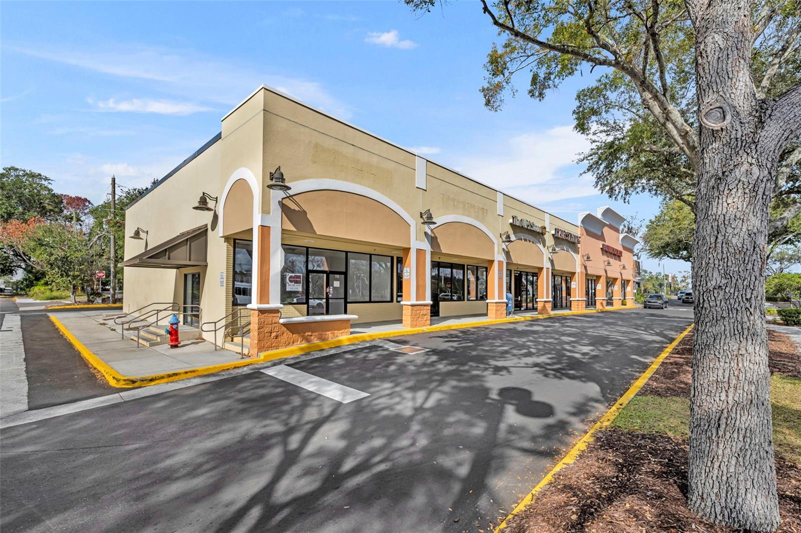 O6378165 Property Photo 1