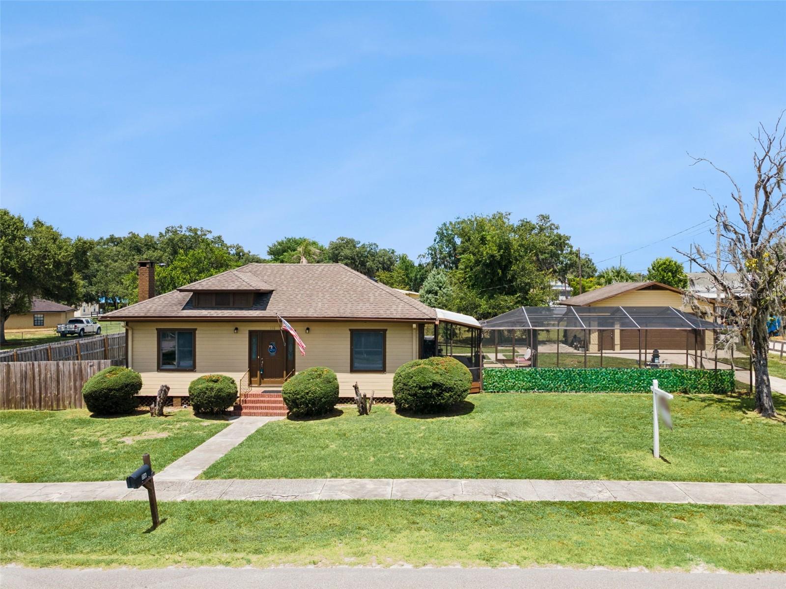 116 W Arborvitae Ln Property Photo 1