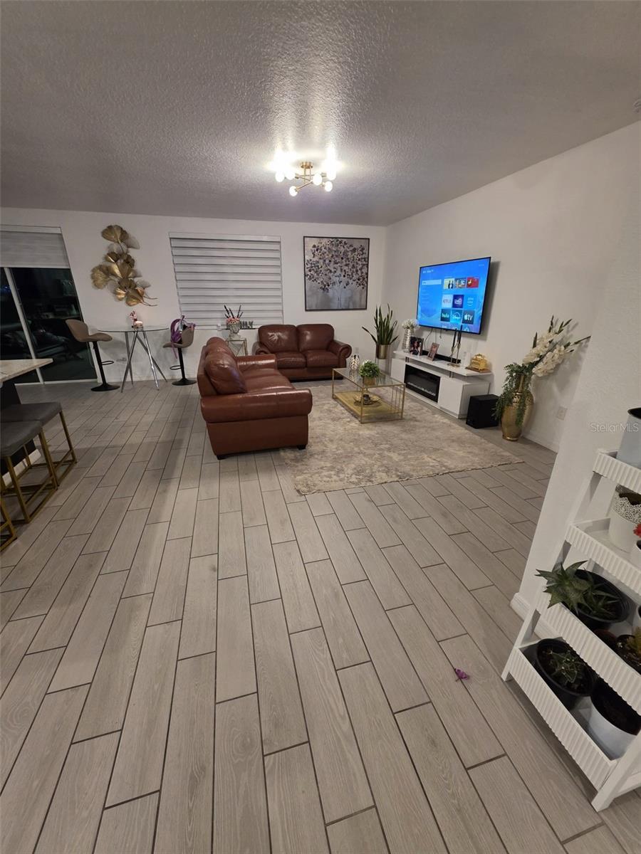 1431 Saguaro Street Property Photo 6