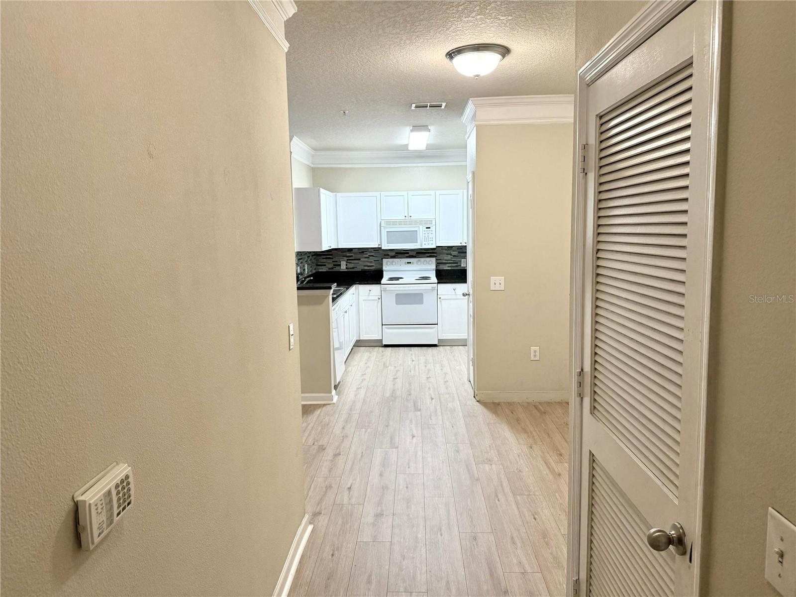 8842 Villa View Cir #3 Property Photo 2