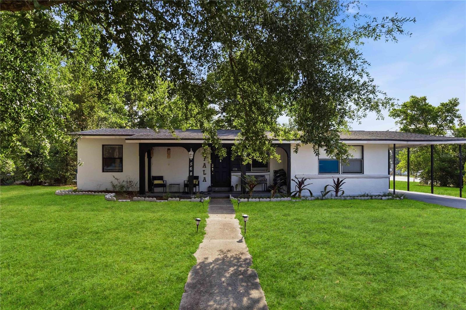 568 E Normandy Blvd Property Photo 2