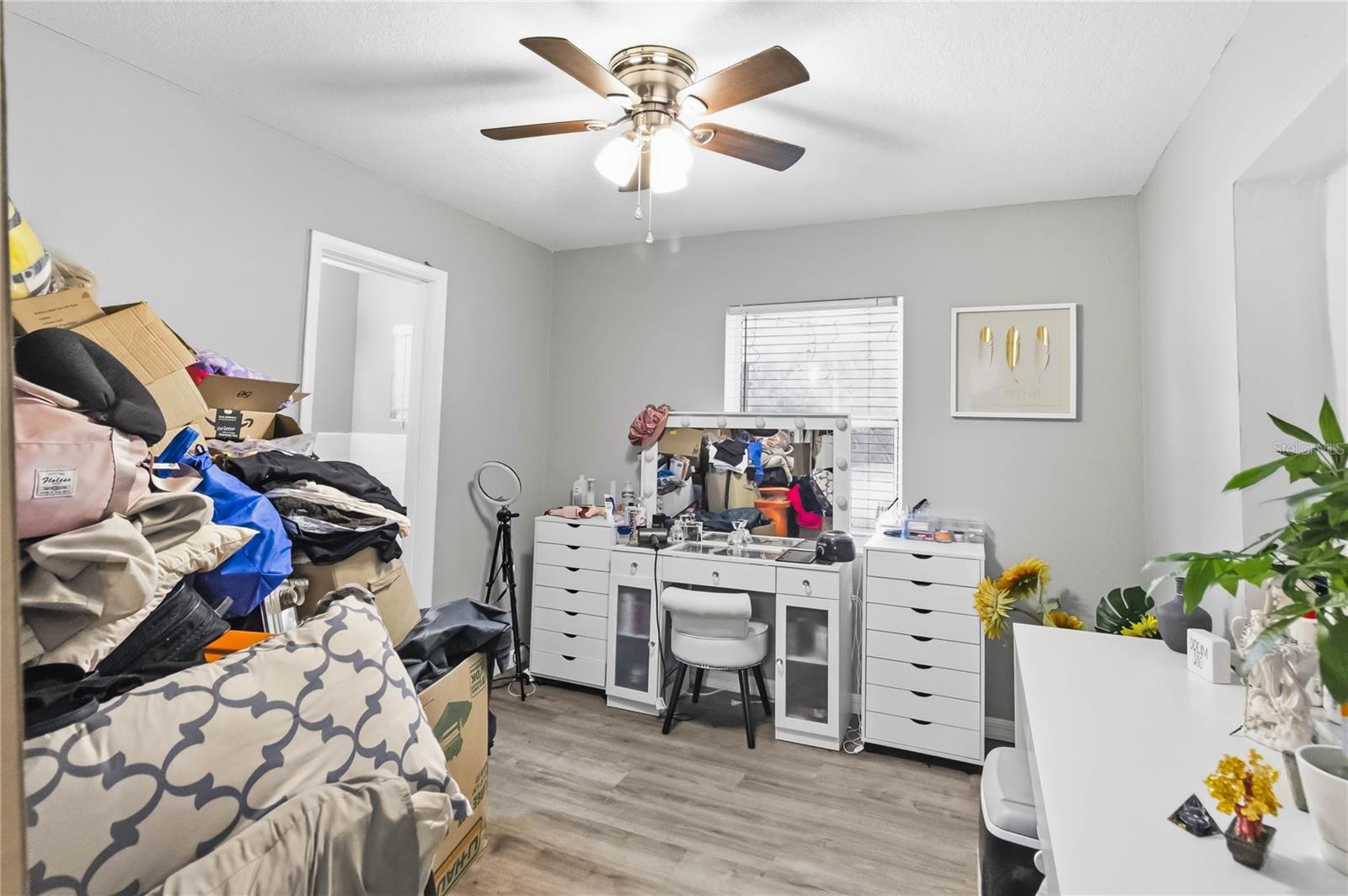 568 E Normandy Blvd Property Photo 15