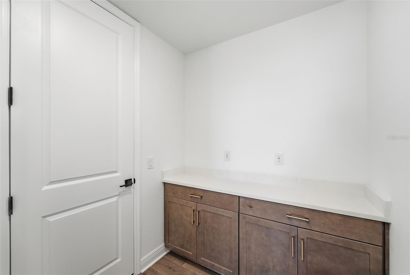 3500 Lemon Button Ter Property Photo 22