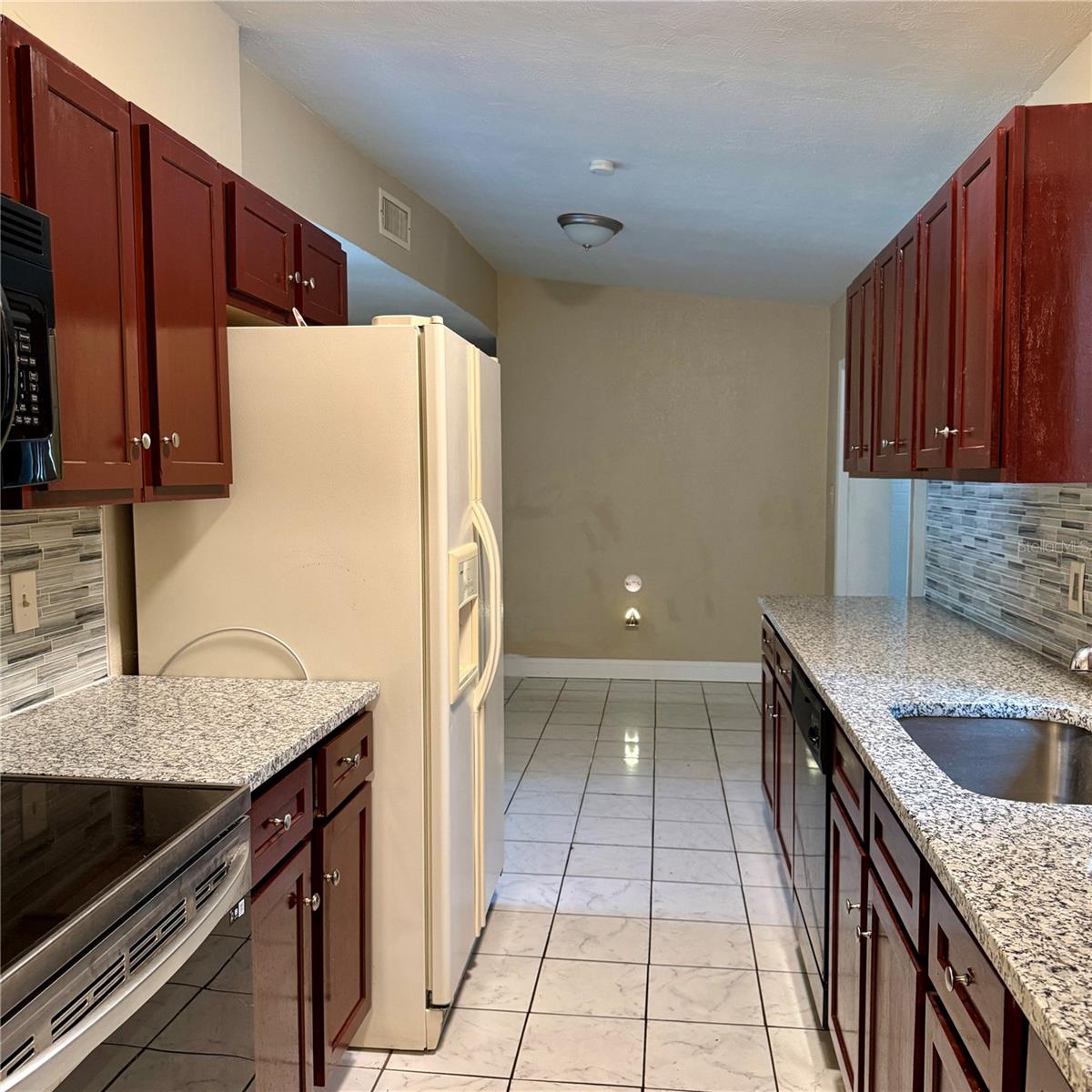 5715 Elon Dr Property Photo 8