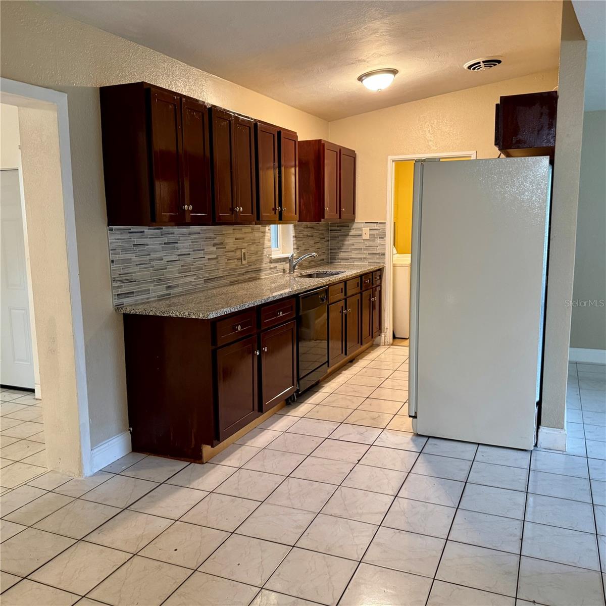 5715 Elon Dr Property Photo 9