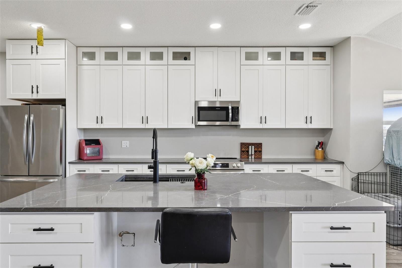 O6378564 Property Photo 14