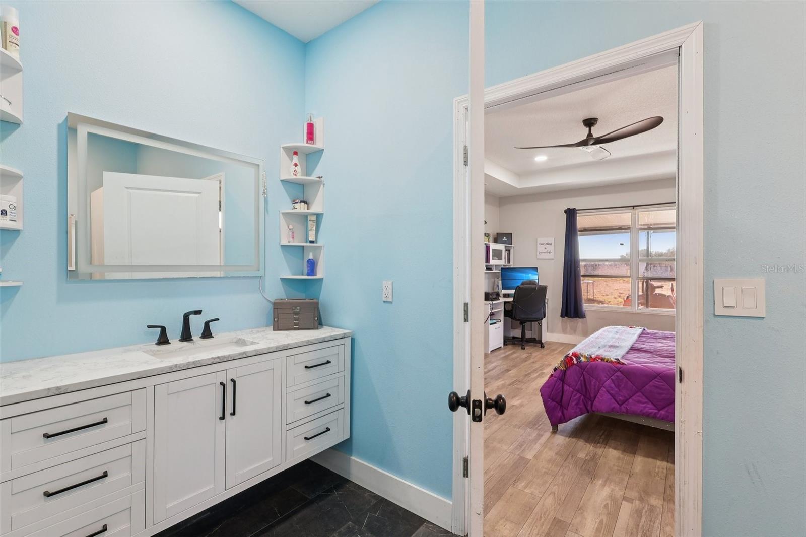O6378564 Property Photo 18