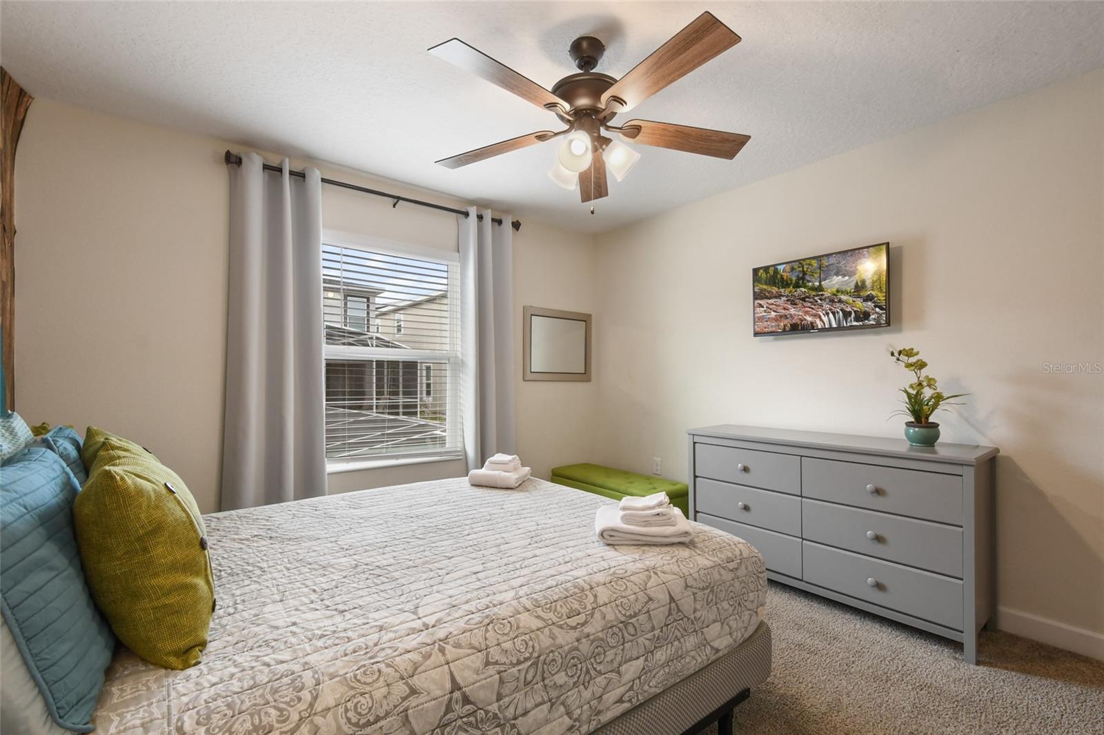 1244 Challenge Dr Property Photo 36