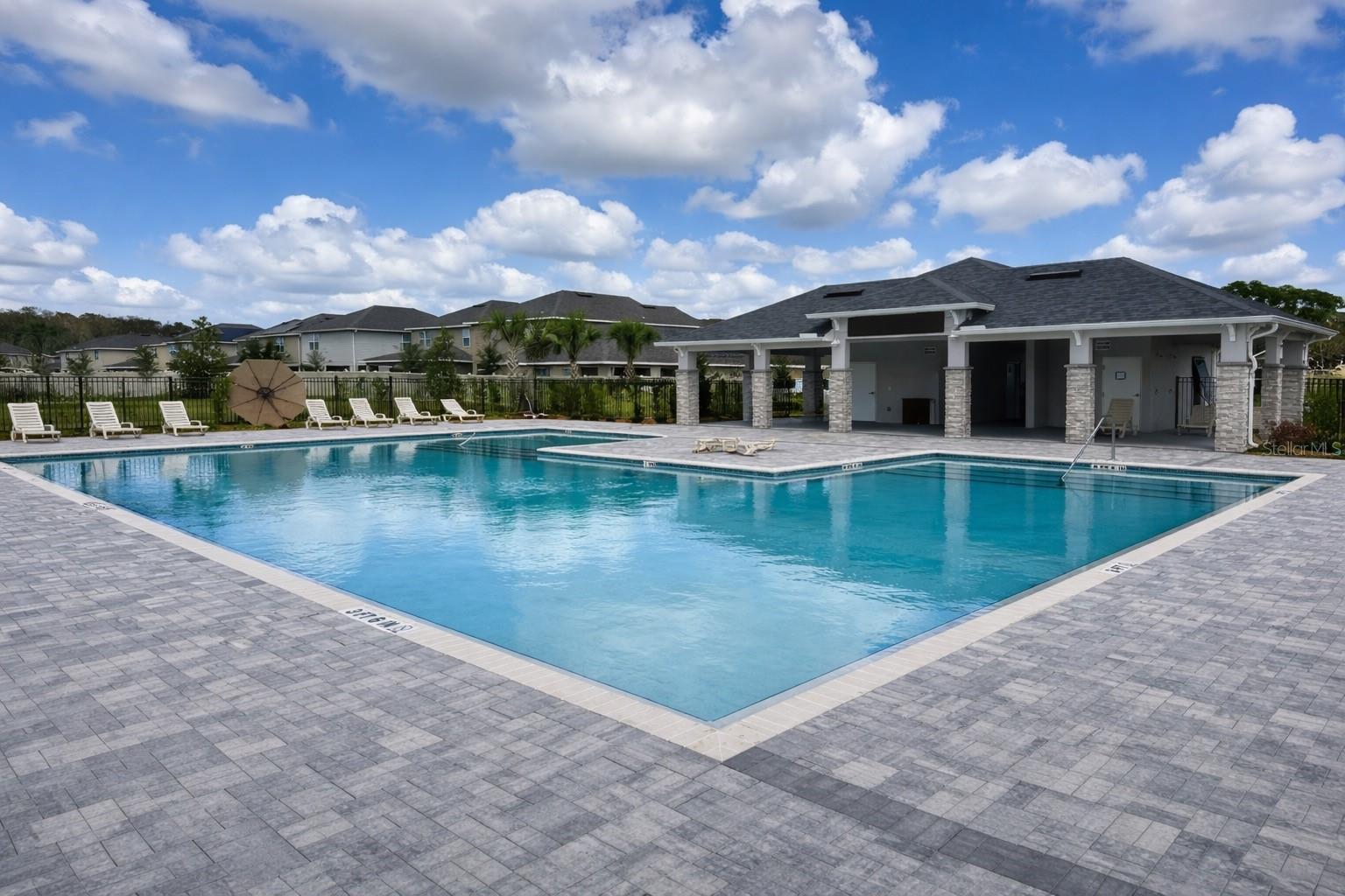 7544 Bent Tree Loop Property Photo 8