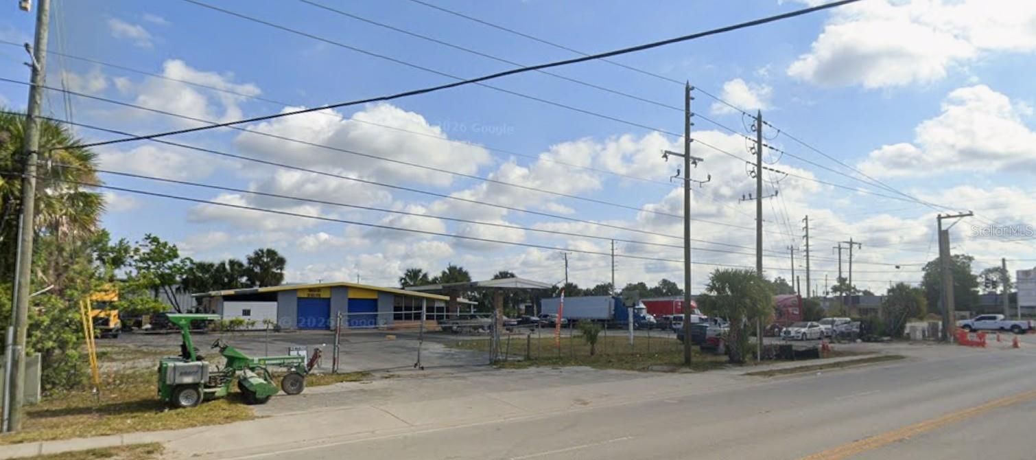 3960 Silver Star Rd Property Photo 1