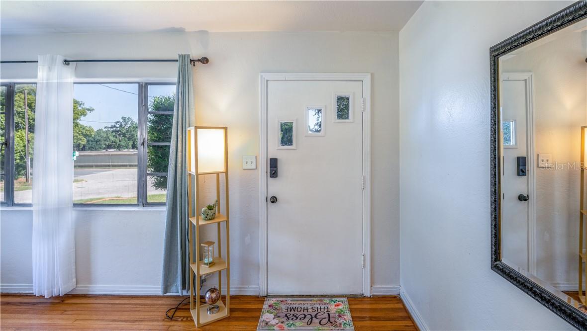 2014 Newman St Property Photo 5
