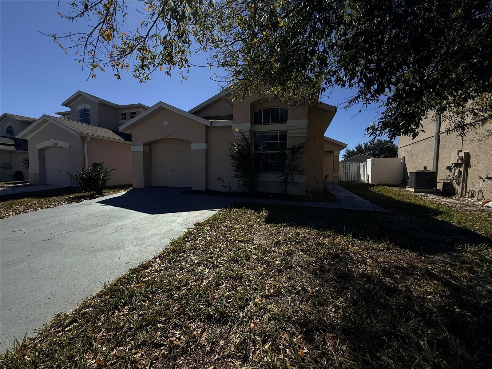 1104 SAIL CREEK DR Property Photo 1