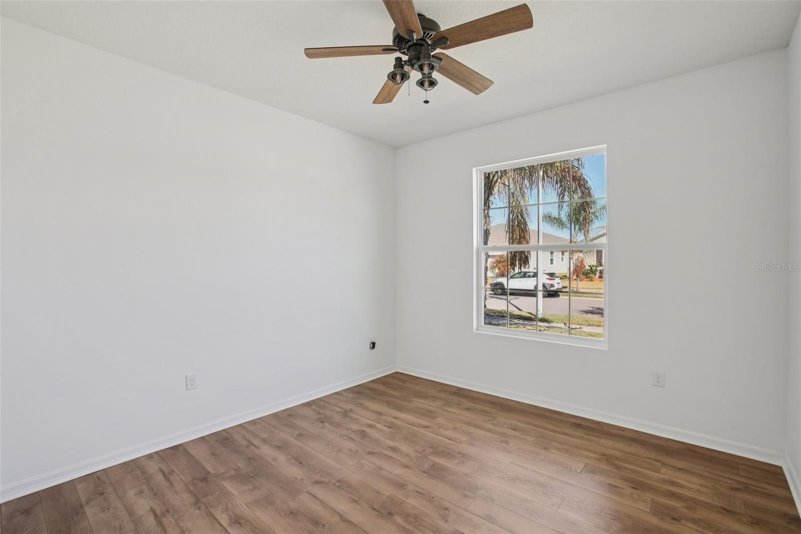 10747 Laxer Cay Loop Property Photo 23