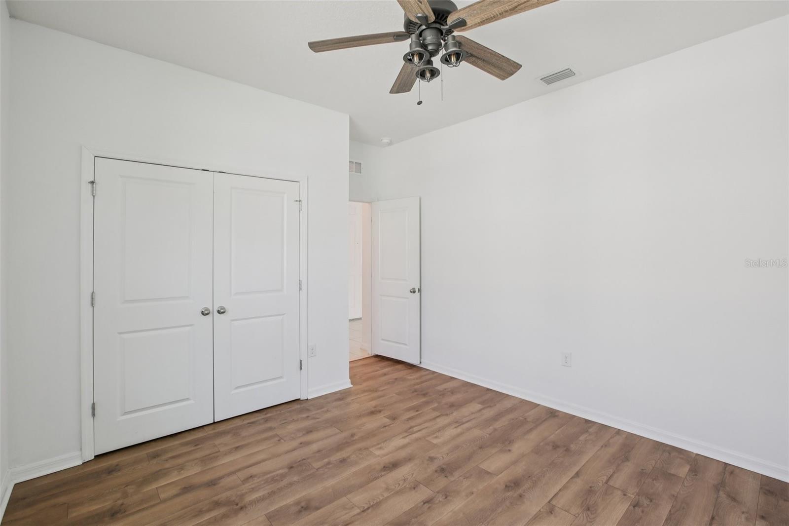 10747 Laxer Cay Loop Property Photo 26