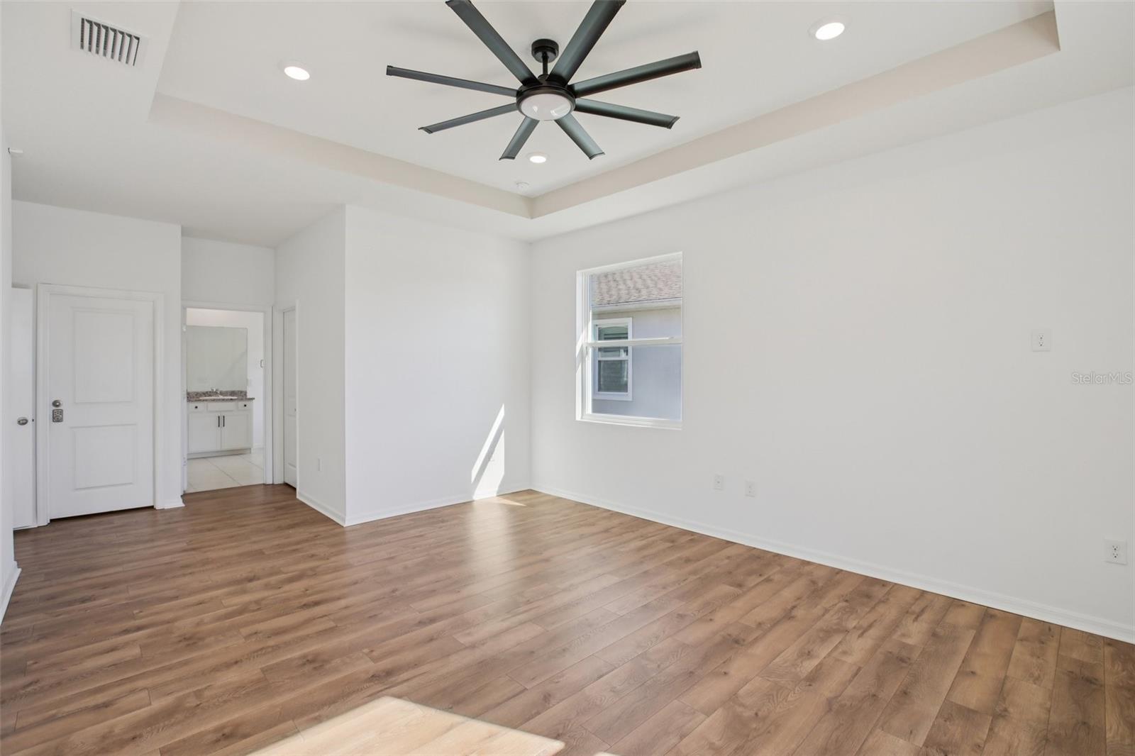 10747 Laxer Cay Loop Property Photo 33