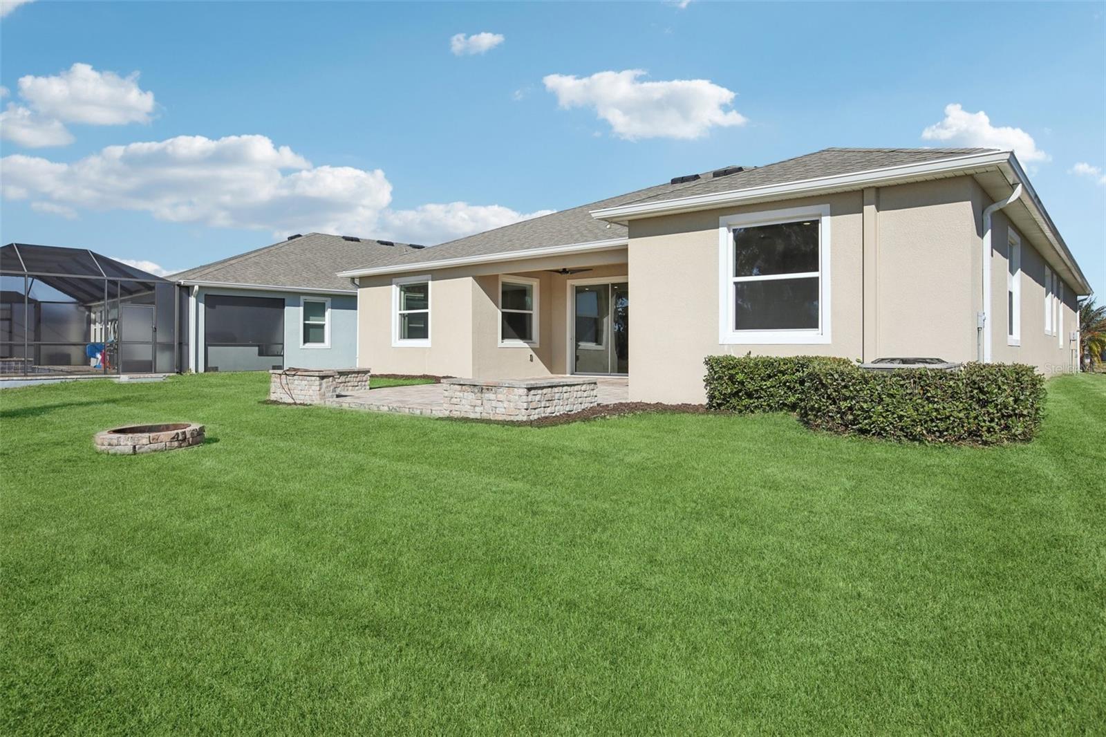 10747 Laxer Cay Loop Property Photo 46