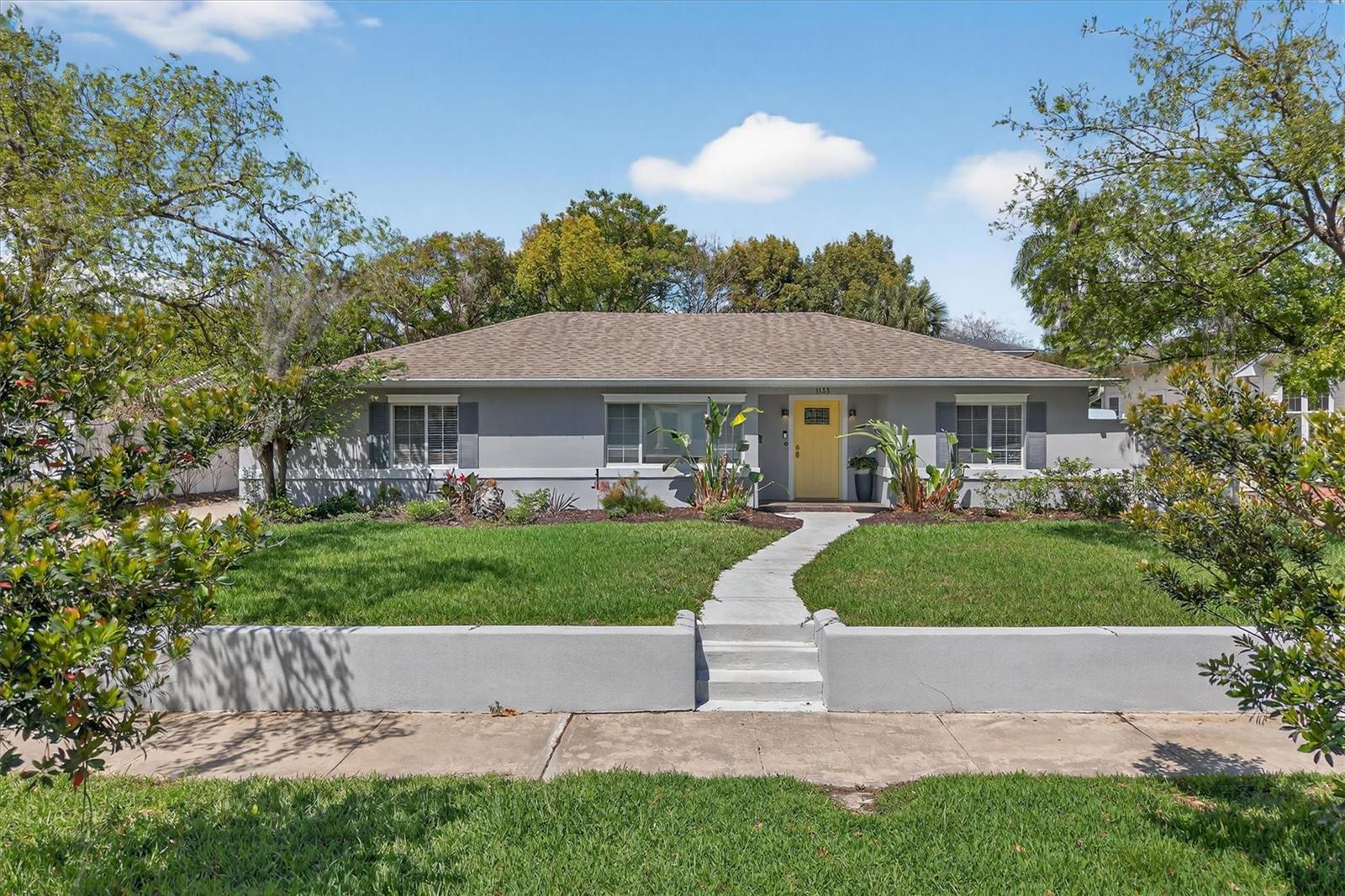1135 SHADY LANE DR