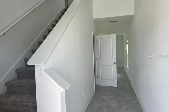 1756 White Water Ct Property Photo 7