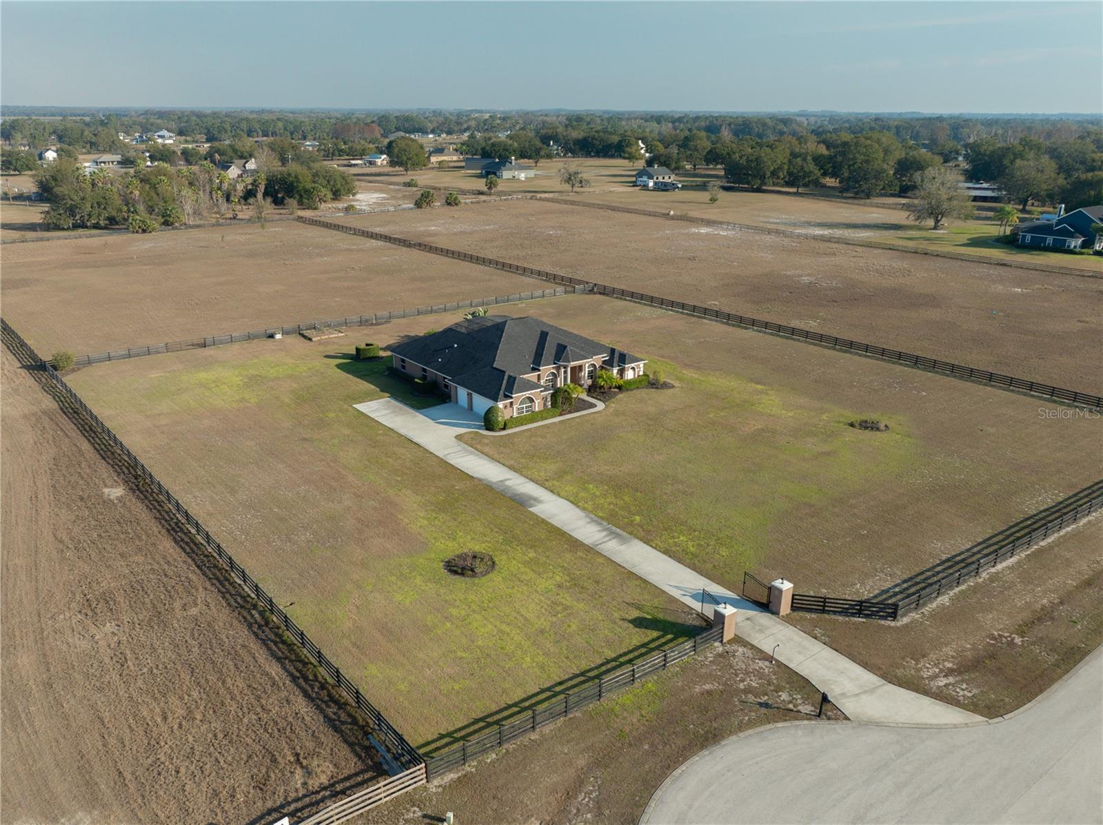 29222 Can Do Ln Property Photo 43