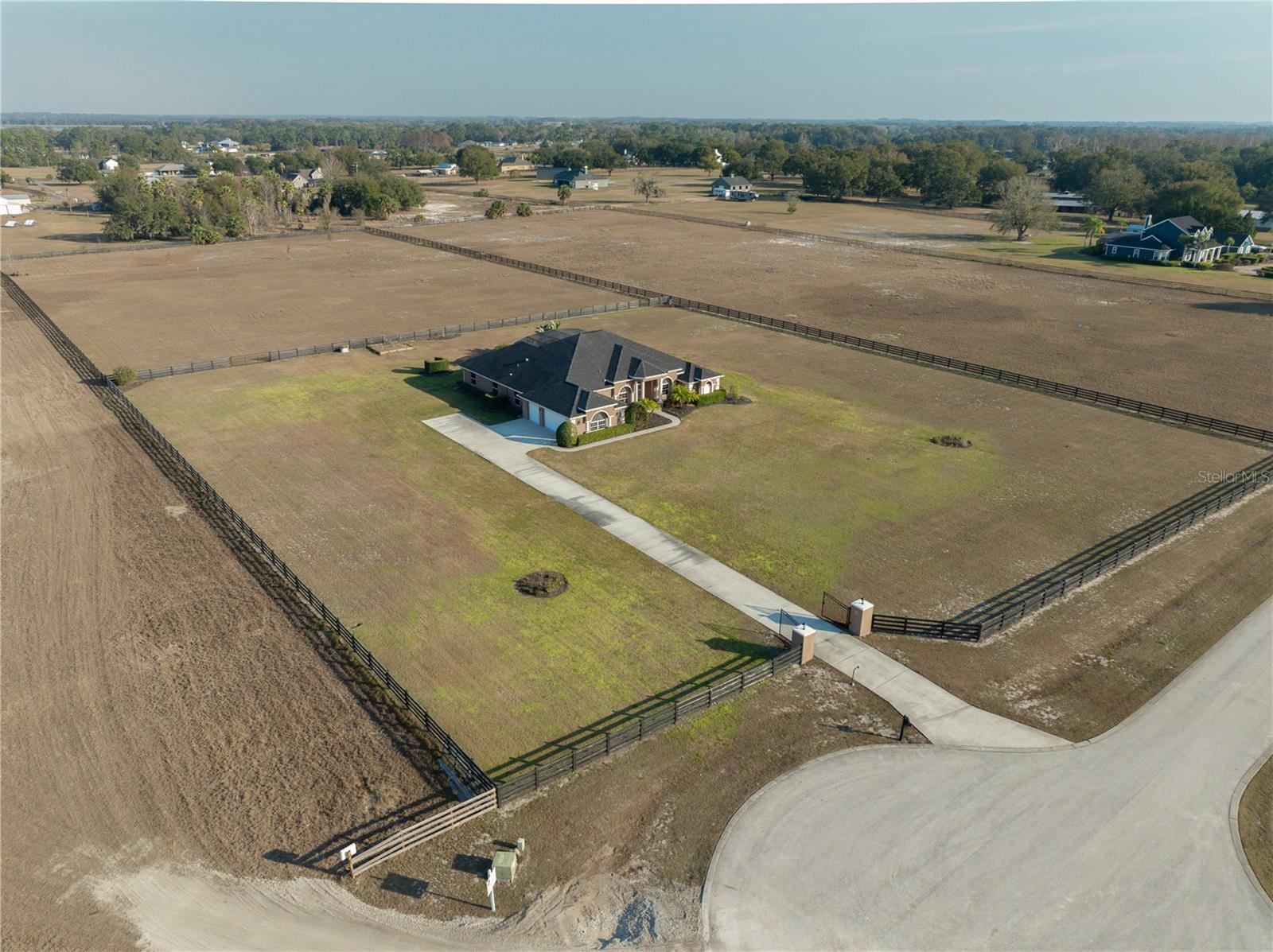 29222 Can Do Ln Property Photo 45